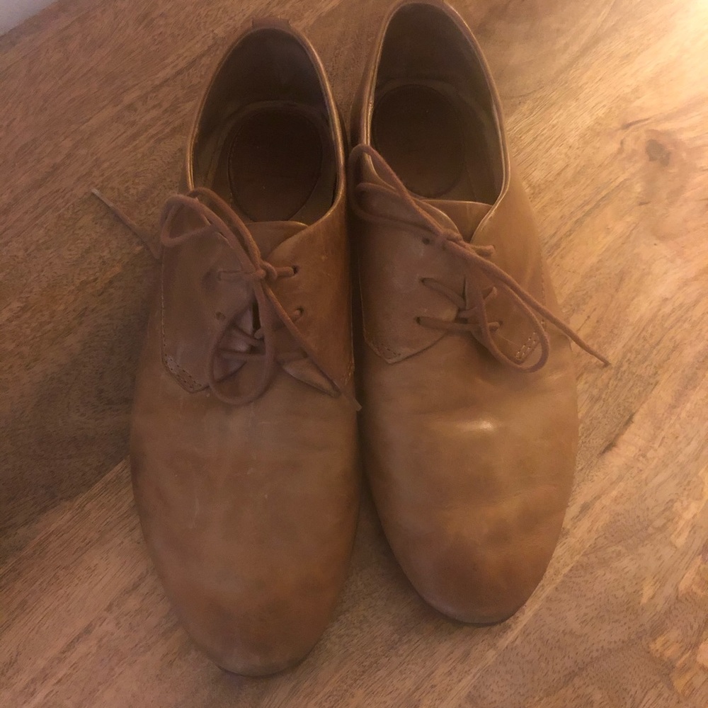 Frye lace ups size 9–Donated - Picture 2 of 8